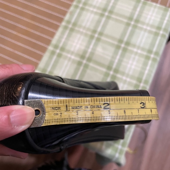 Brand new boots - Picture 8 of 14